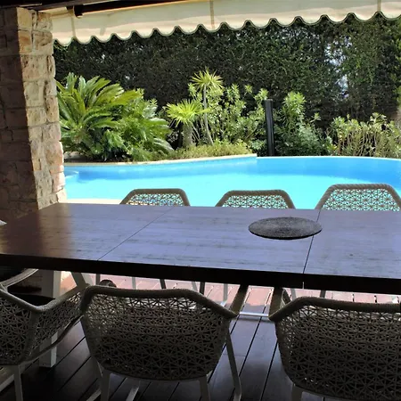 8 Pers A Spacieuse, Piscine Vue Mer Cannes